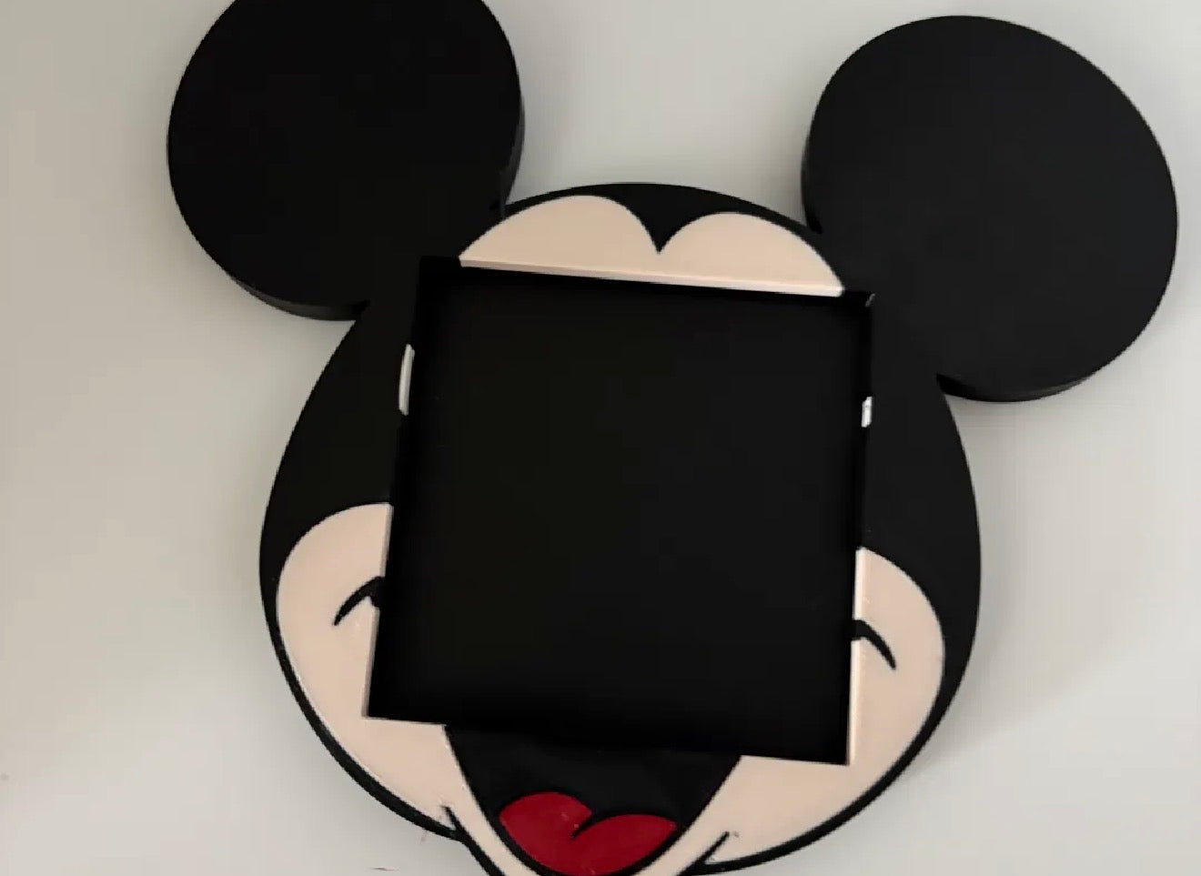 Character Sticky note holder ( Please request character at checkout or message me)