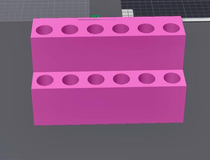 12 Slot Pen Claim Stand (20mm) with Character Topper Slot & Numbers